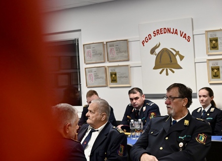 Občni zbor PGD Srednja vas (12)